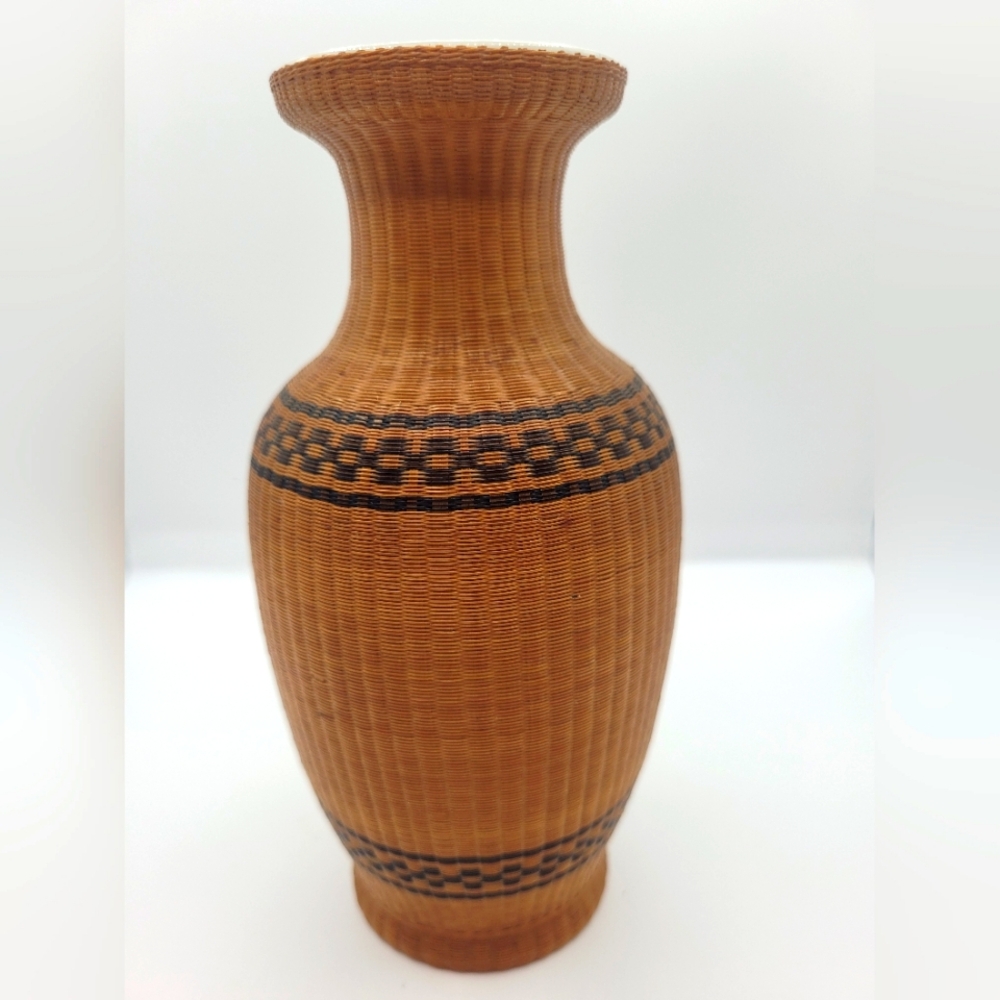 Vintage Rattan Woven Bamboo Chinese Porcelain Small Rouleau Vase Vessel